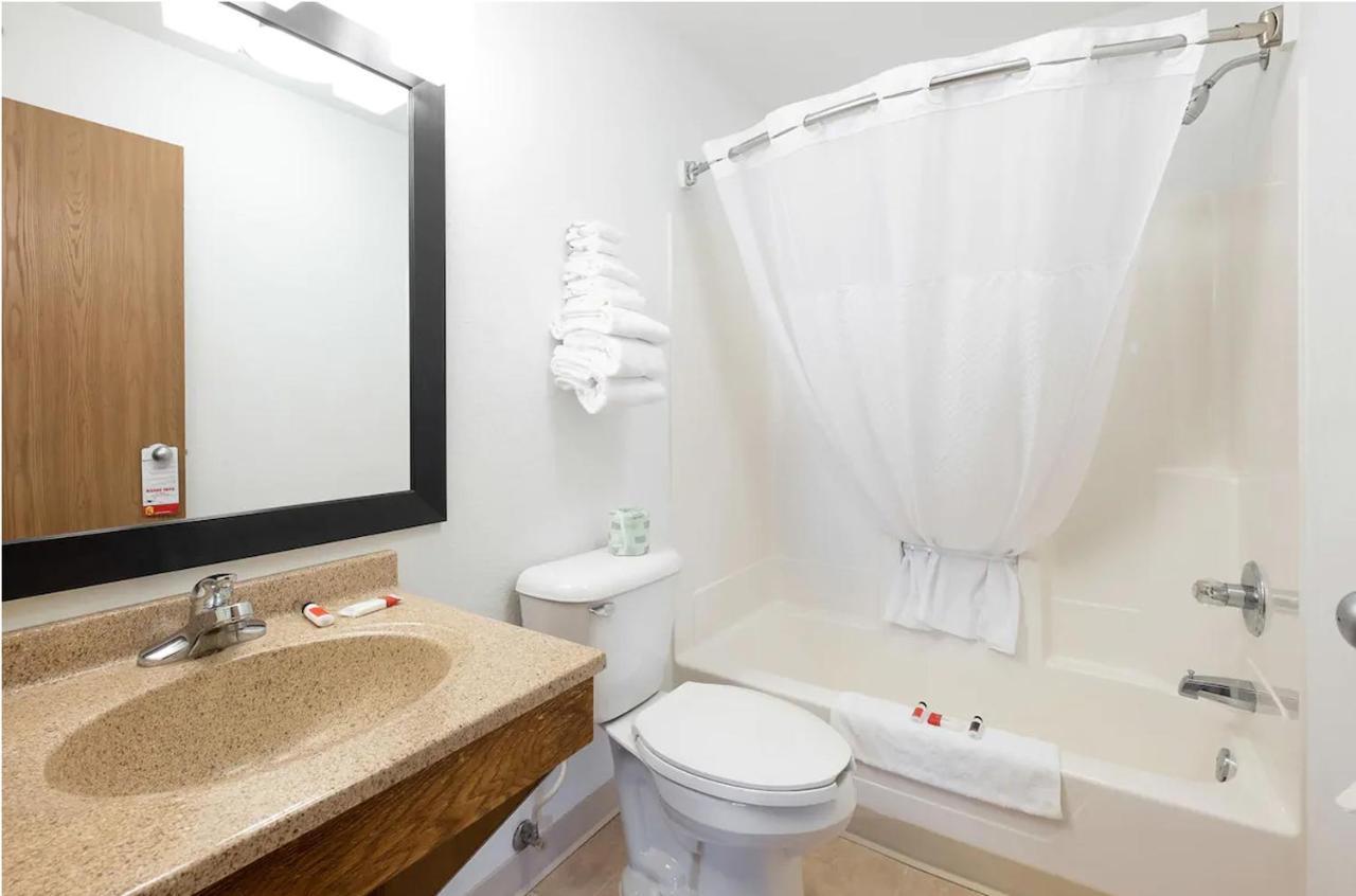 Blaine Town Inn & Suites Luaran gambar