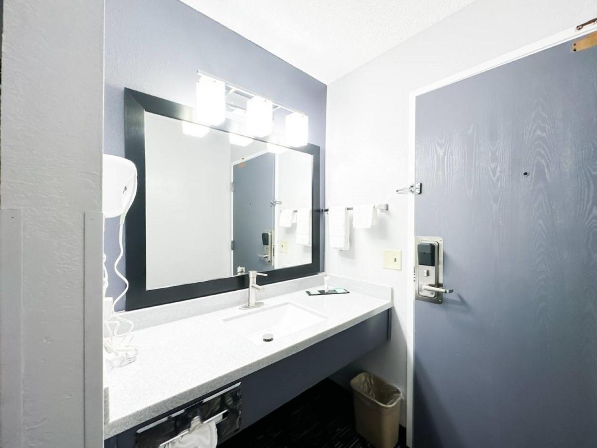 Blaine Town Inn & Suites Luaran gambar